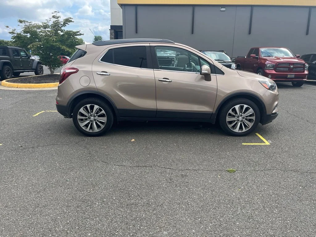 Used 2019 Brown Buick Preferred image 8