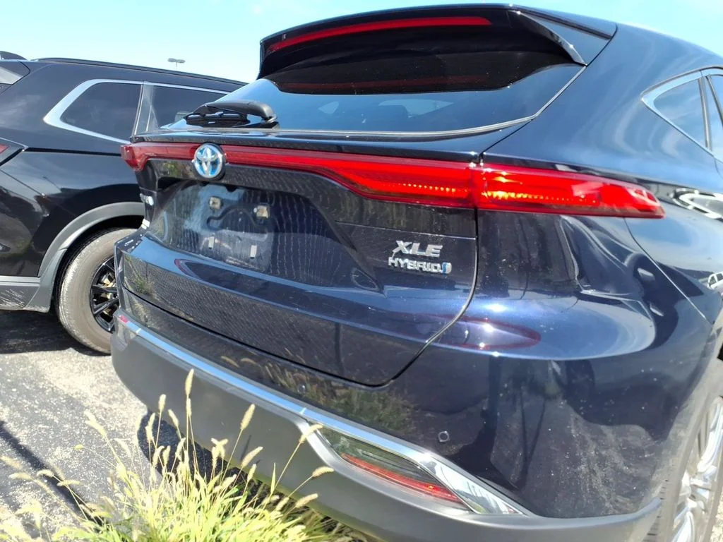 Used 2021 Blue Toyota XLE image 7