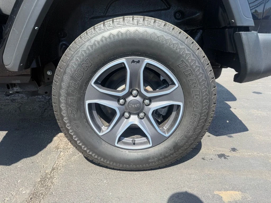 Used 2022 Black Jeep Unlimited Sport S image 34