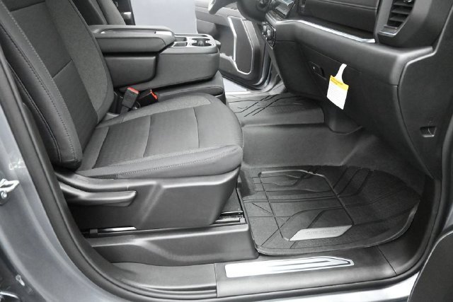 New 2026 Sterling Gray Metallic Chevrolet LT image 28