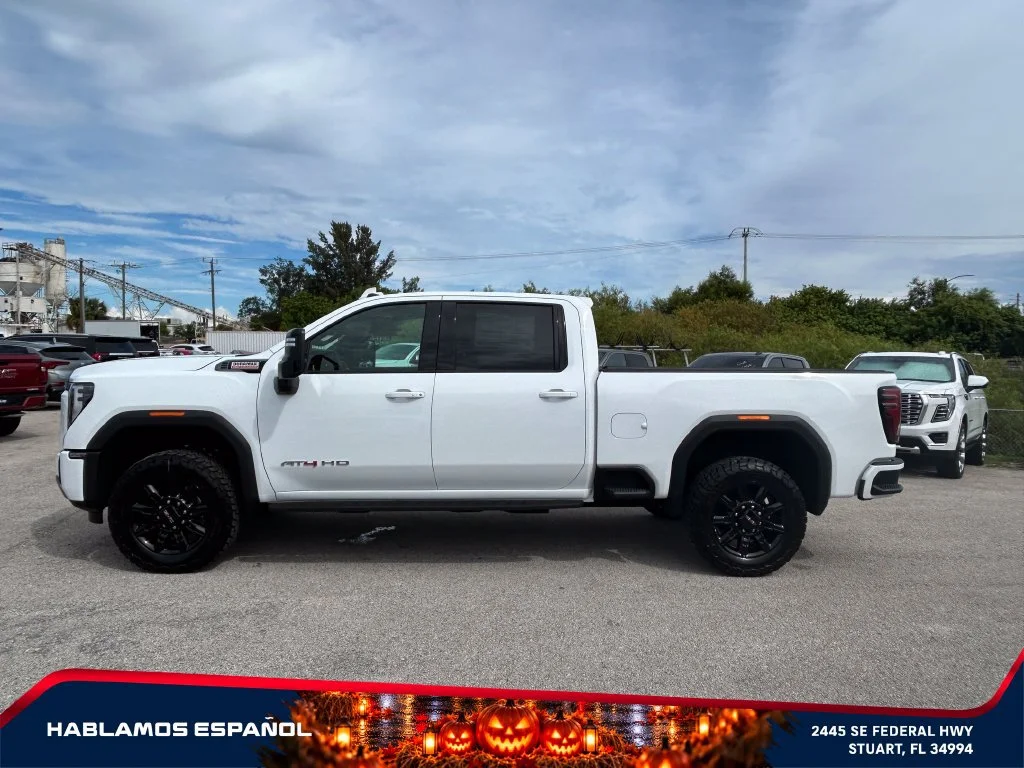 New 2026 Summit White GMC AT4 image 4