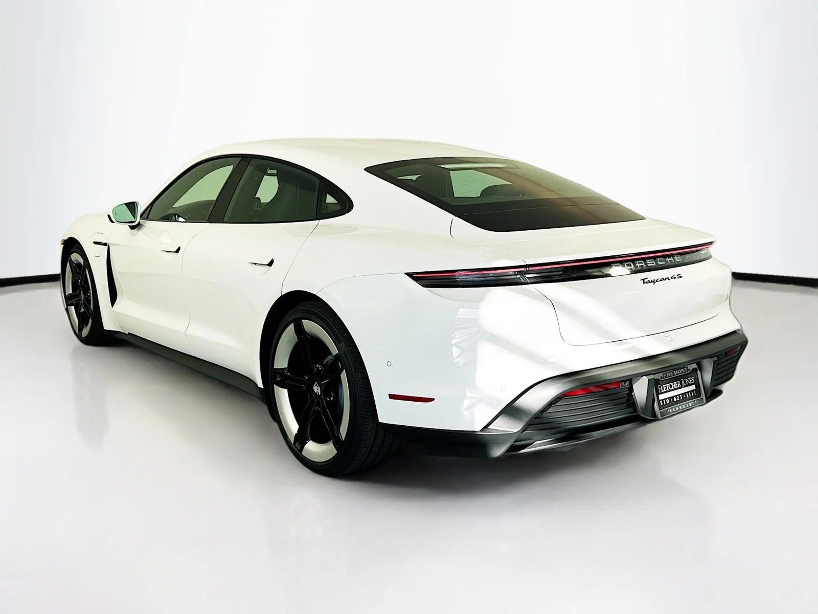 New 2025 White Porsche 4S image 3