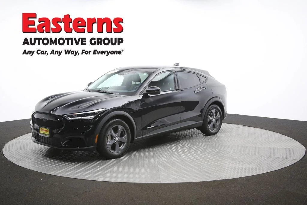 Used 2021 Black Ford Select image 54