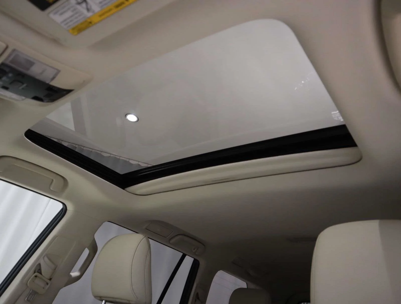 Used 2020 Silver Lexus GX 460 Premium image 23