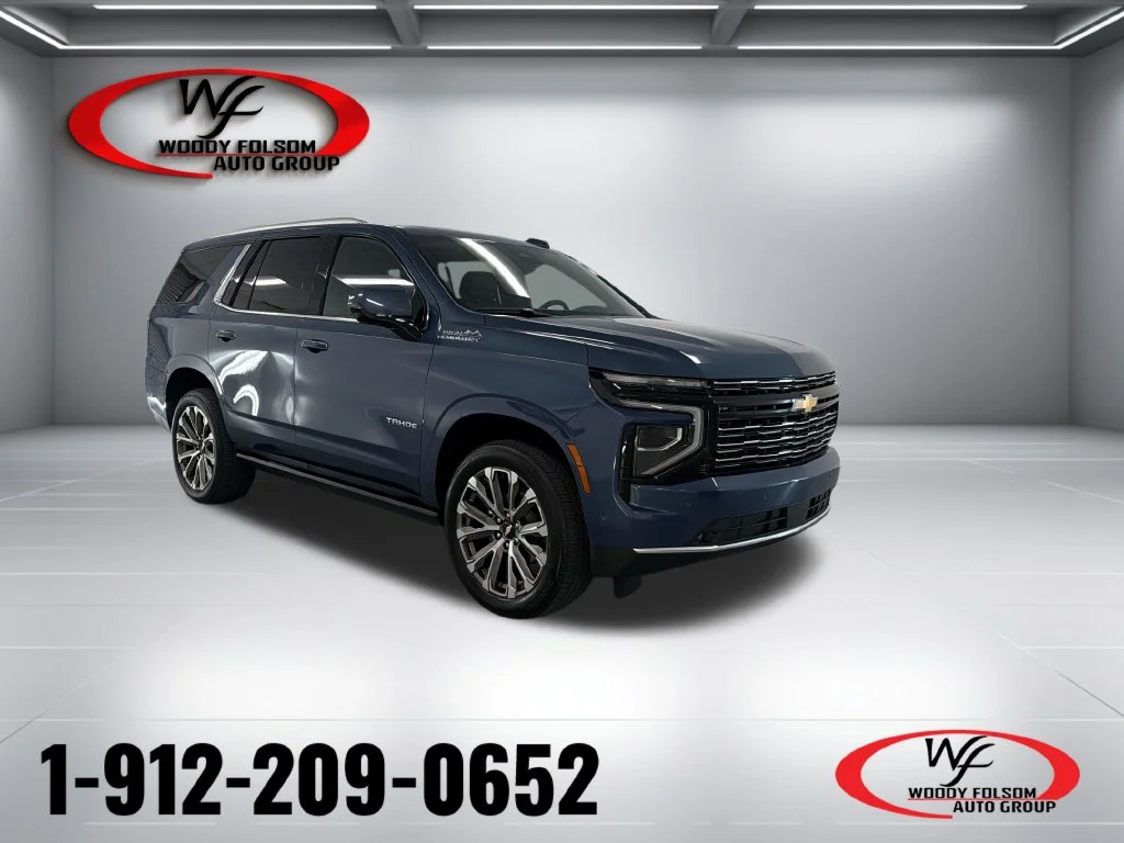 Used 2026 Blue Chevrolet High Country image 1