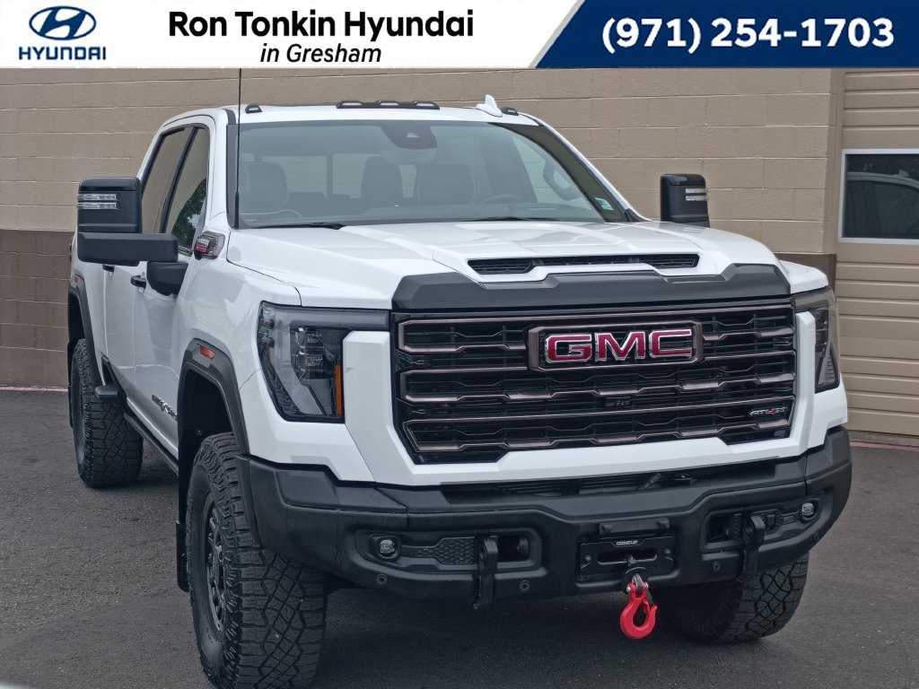 Used 2025 White GMC AT4X image 1
