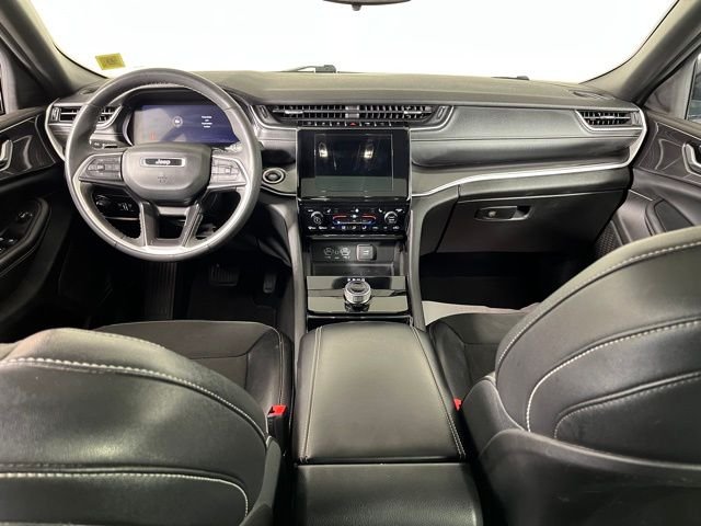 Used 2023 White/off-white Jeep Altitude X image 38