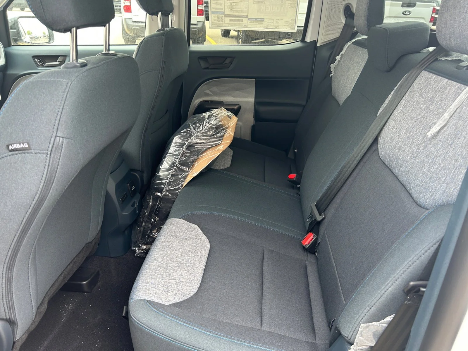 New 2026 Oxford White Ford XLT image 17