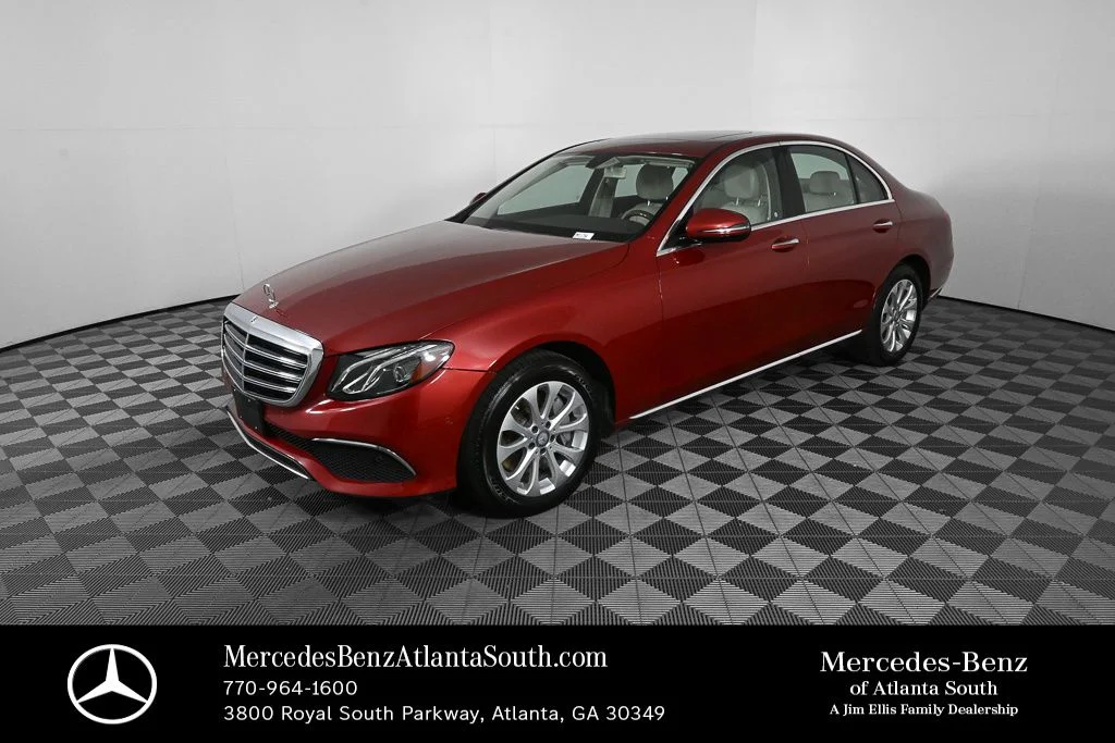 2017 Mercedes-Benz E-Class E300 4MATIC's photo