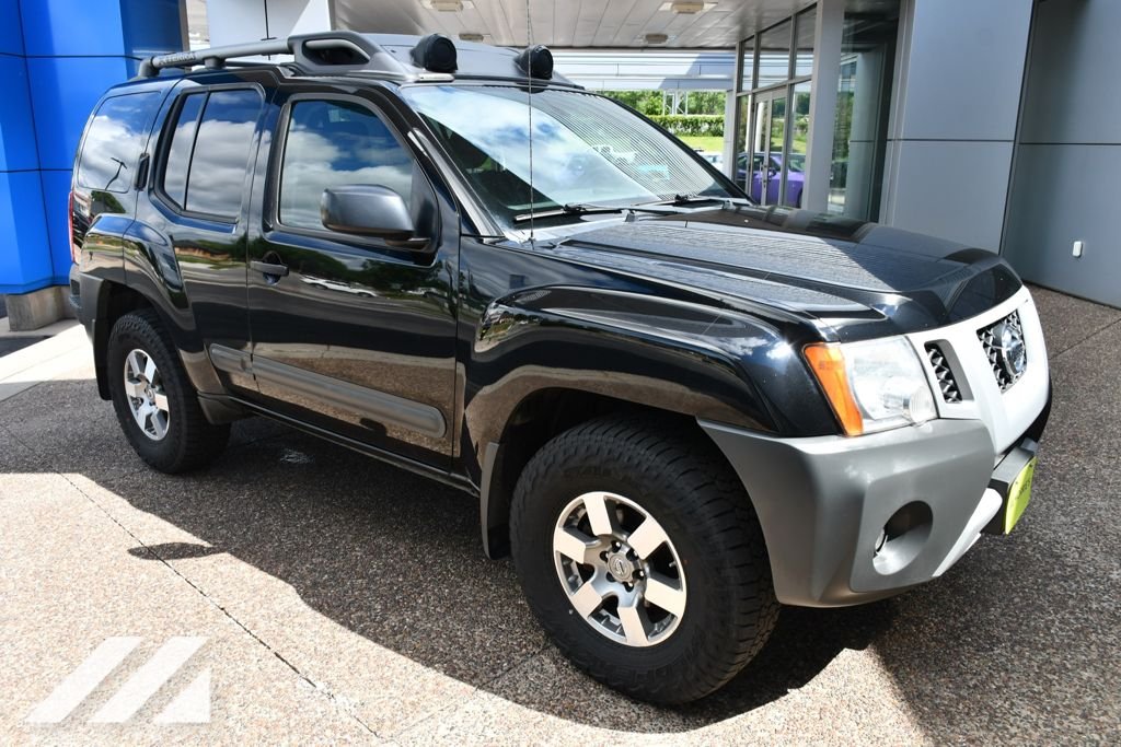 Used 2013 Black Nissan PRO-4X image 10