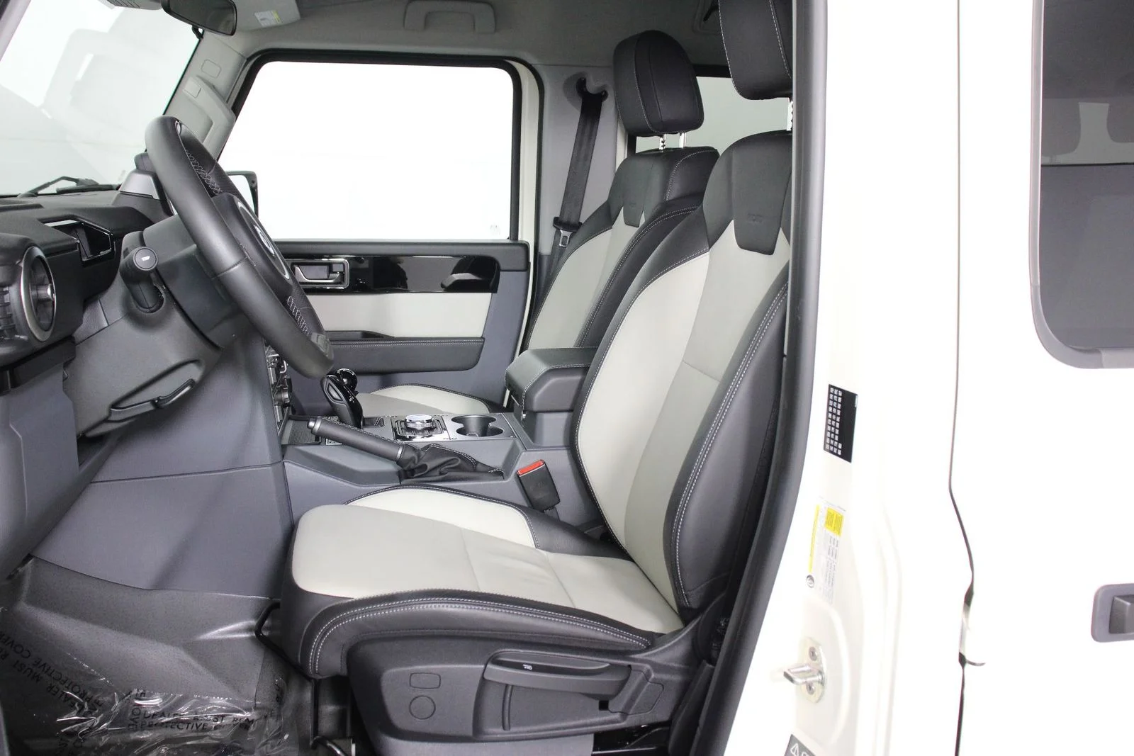 Certified Used 2025 Scottish White INEOS Fieldmaster Edition image 29