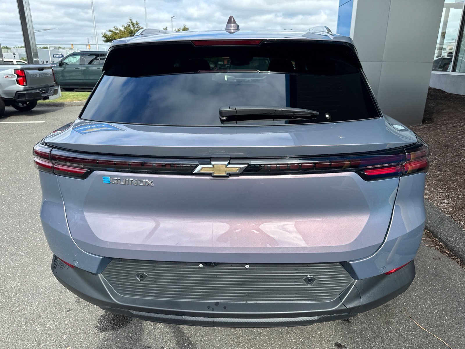 2026 Chevrolet Equinox EV 2LT - Photo 6