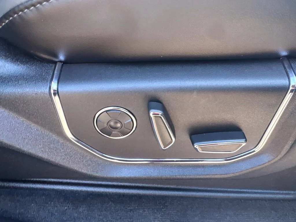 Used 2017 Gray Ford Platinum image 38