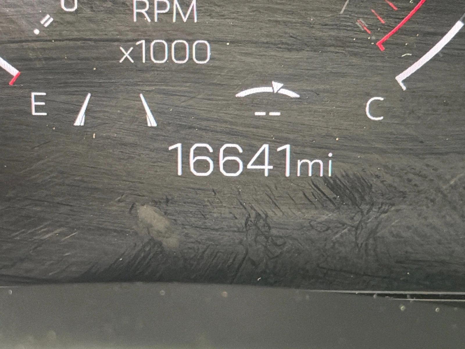 Used 2026 White GMC FWD Elevation image 28
