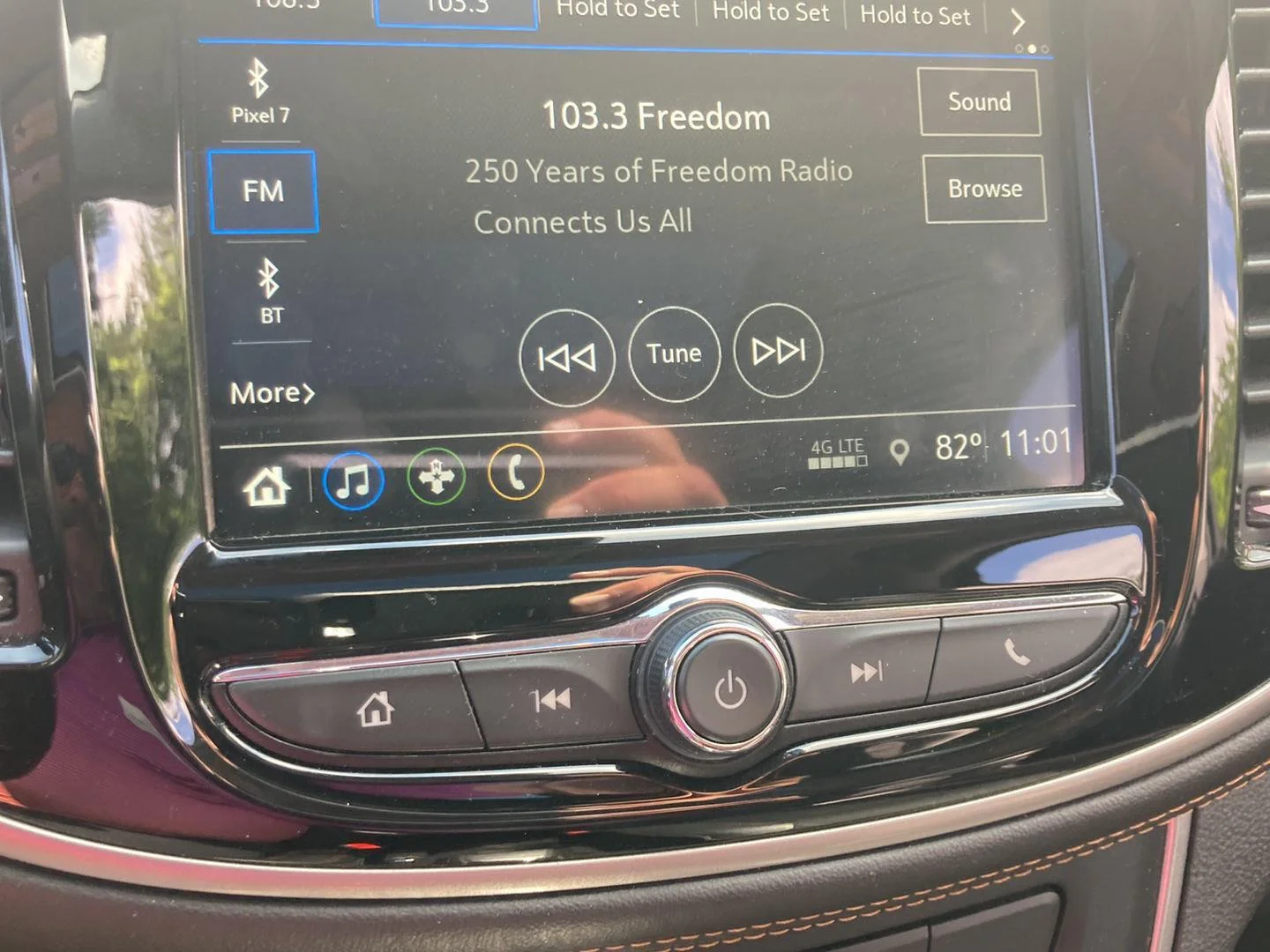 Used 2019 MOSAIC BLACK METALLIC Chevrolet LT image 20