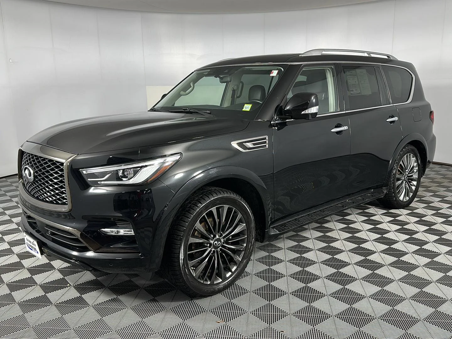 Used 2021 Mineral Black INFINITI PREMIUM SELECT image 5