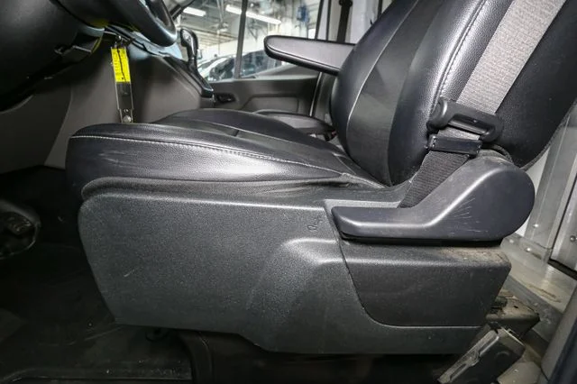 Used 2023 White Ford Base image 32