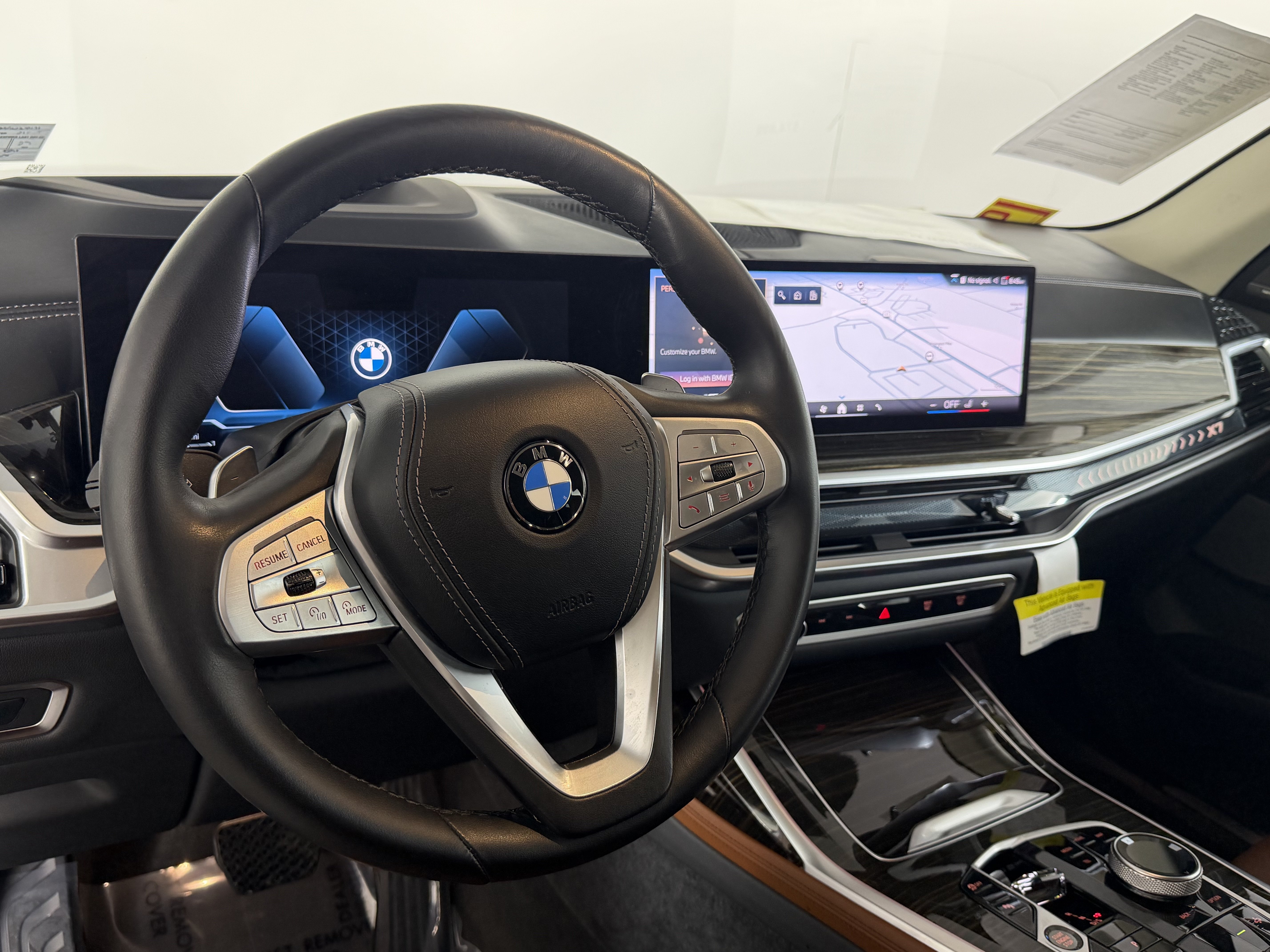 Certified Used 2025 Aventurin Red Metallic BMW xDrive40i image 14