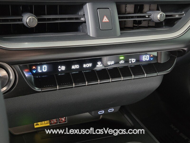 2025 Lexus UX 300h Premium - Photo 20