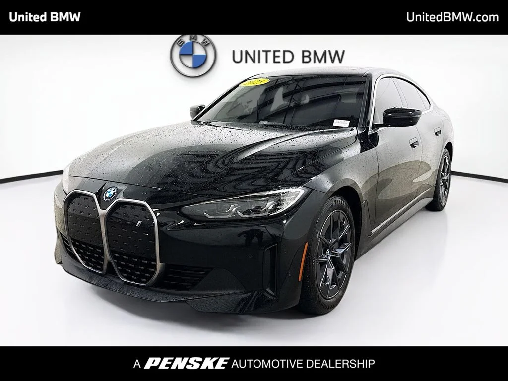 2023 BMW i4 eDrive35's photo