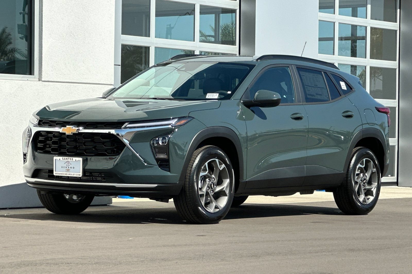 2026 Chevrolet Trax LT - Photo 8
