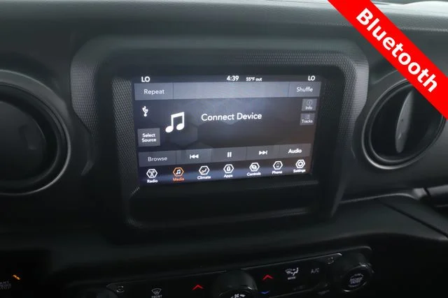 Used 2021 Blue Jeep Freedom image 4