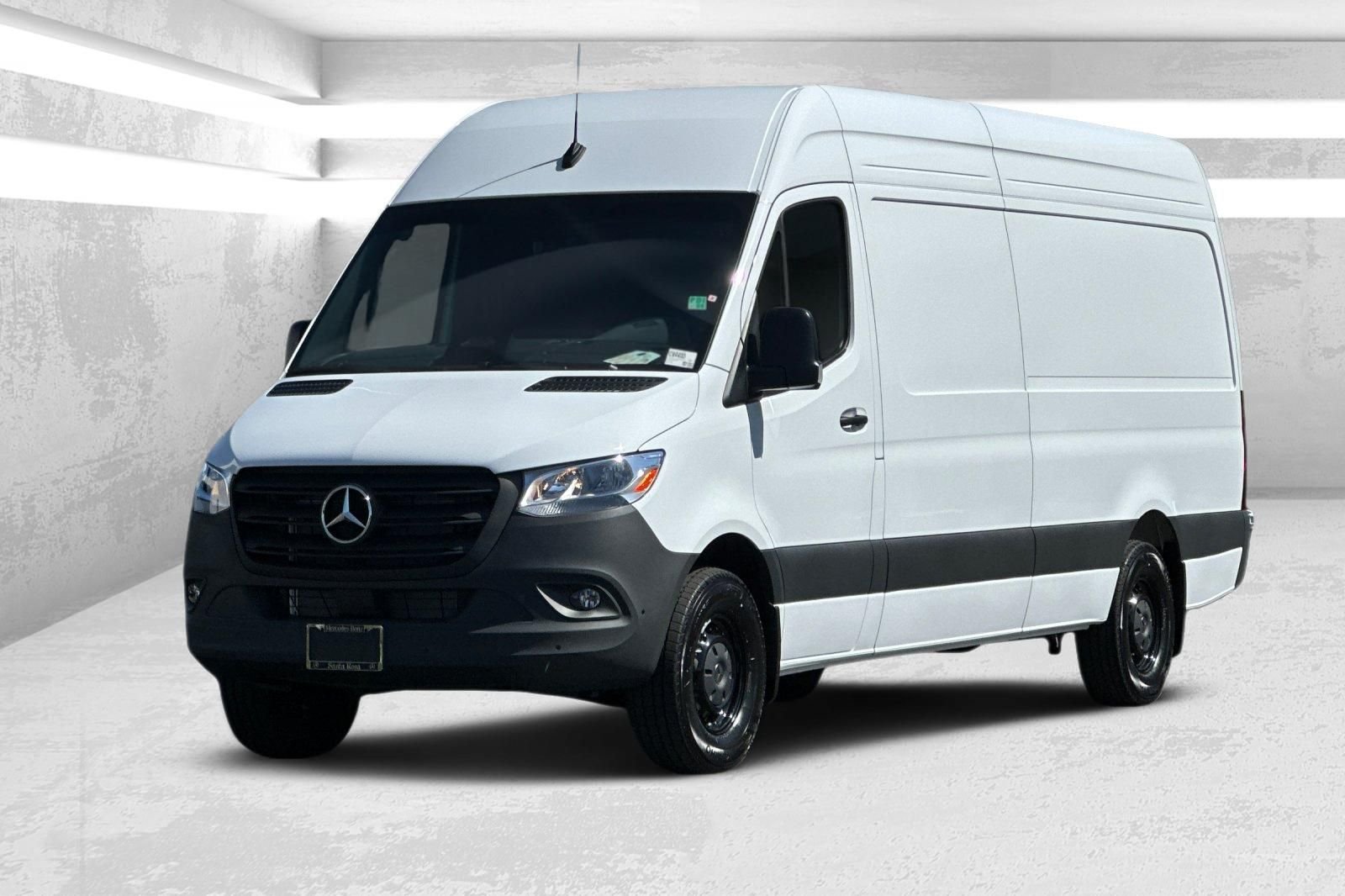 New 2026 White Mercedes-Benz Cargo 170 WB image 8