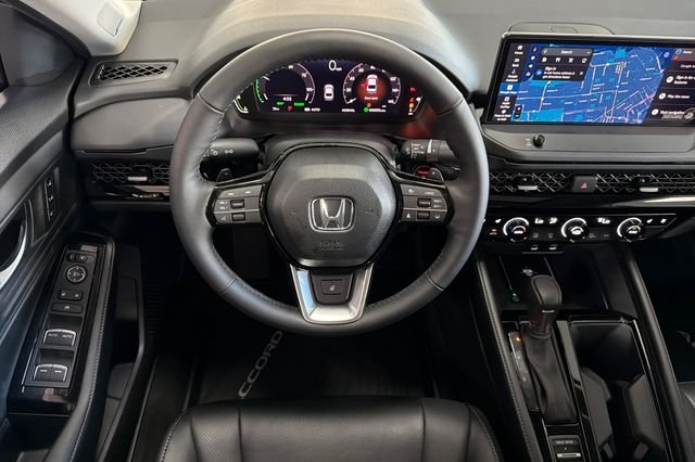 New 2026 Urban Gray Pearl Honda Touring image 12