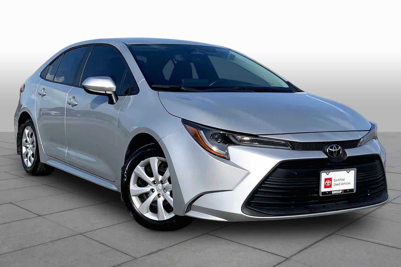 Used 2024 Classic Silver Metallic Toyota LE image 3