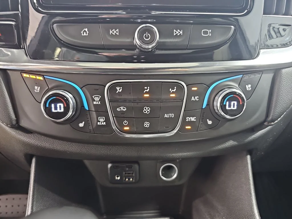 Used 2023 Black Chevrolet High Country image 29