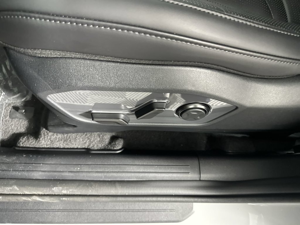 New 2027 Wolf Gray Kia X-Line EX image 4
