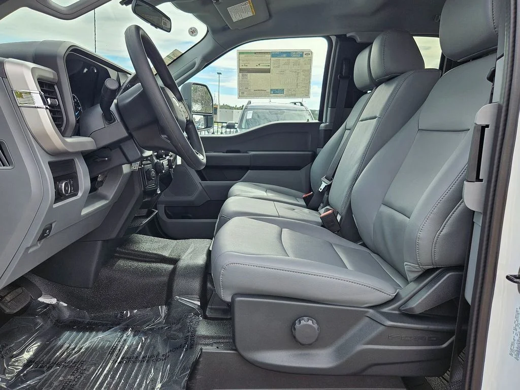 2026 Ford F-250 Super Duty XL - Photo 10