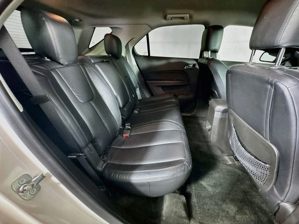 Used 2015 White Chevrolet LT image 31