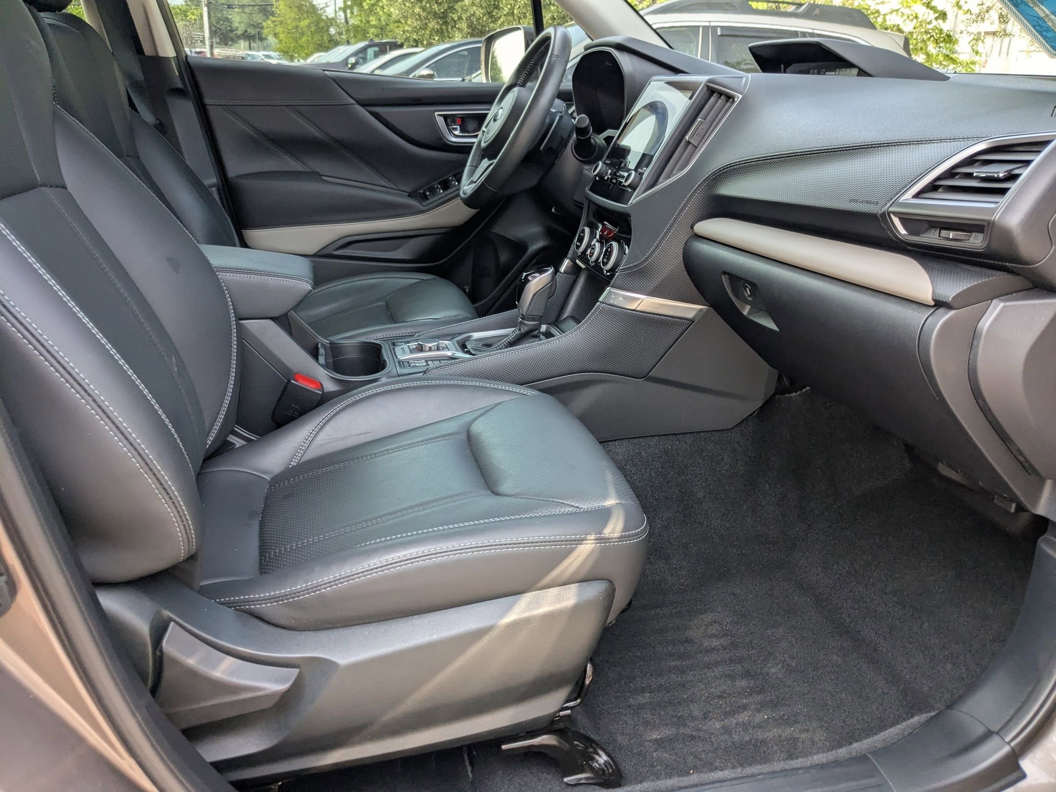 Used 2024 Brilliant Bronze Metallic Subaru Limited image 25