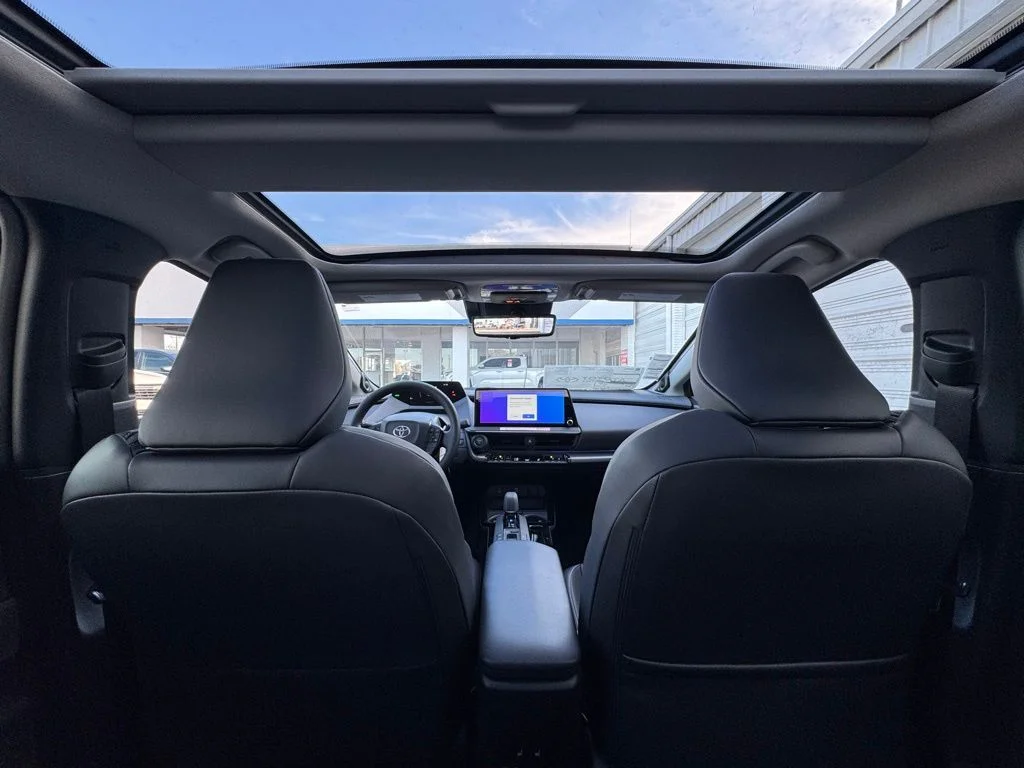 2026 Toyota Prius Limited - Photo 17