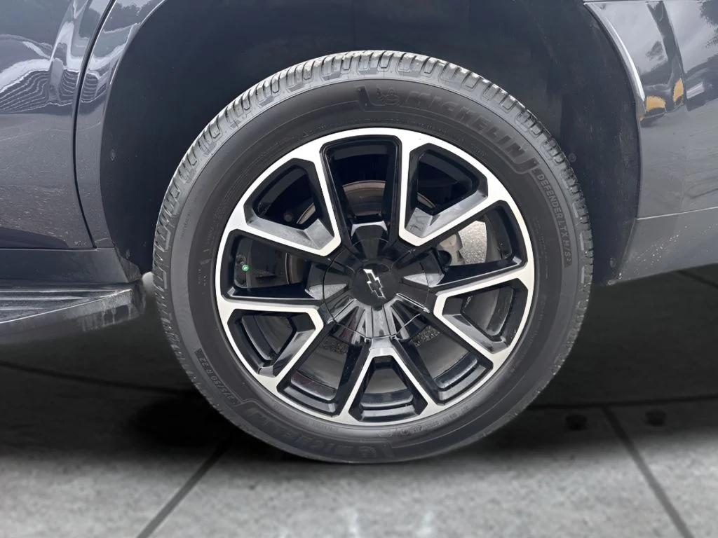 Used 2022 Gray Chevrolet RST image 35