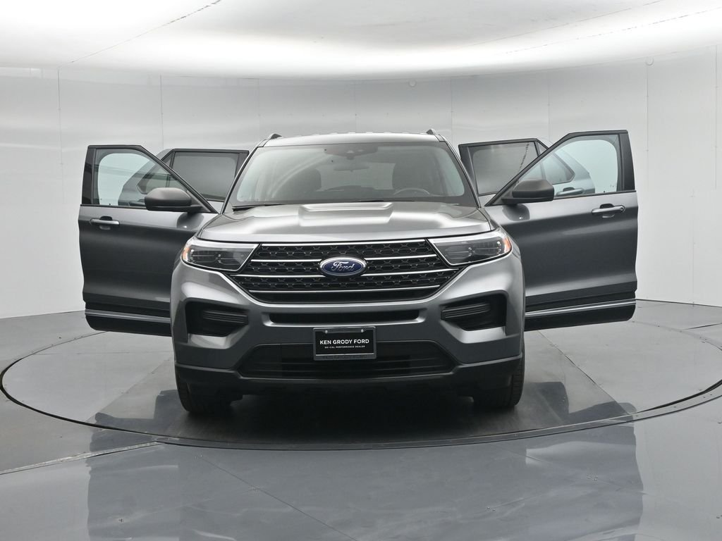 Certified Used 2023 Gray Ford XLT image 36