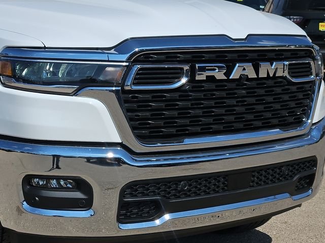 New 2026 Bright White Clear-Coat Exterior Paint RAM Big Horn/Lone Star image 7