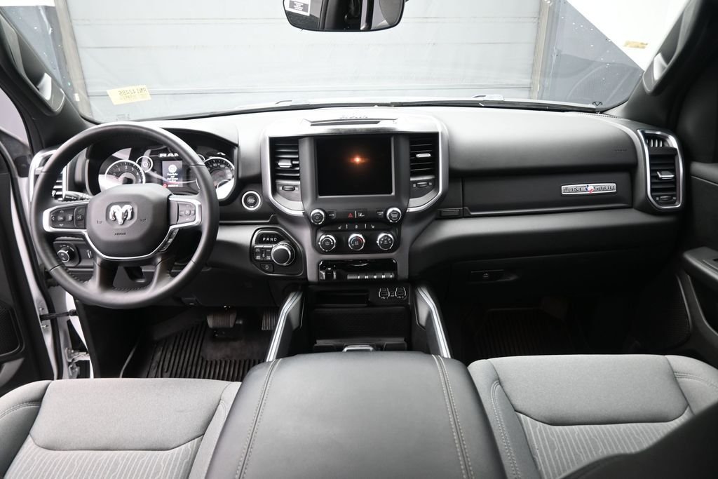 Used 2024 White Ram Big Horn/Lone Star image 24