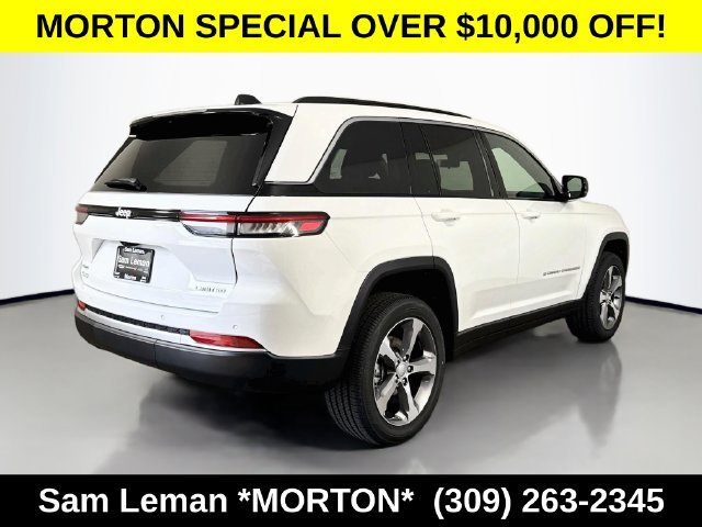 New 2026 Bright White Clear-Coat Exterior Paint Jeep Limited image 7
