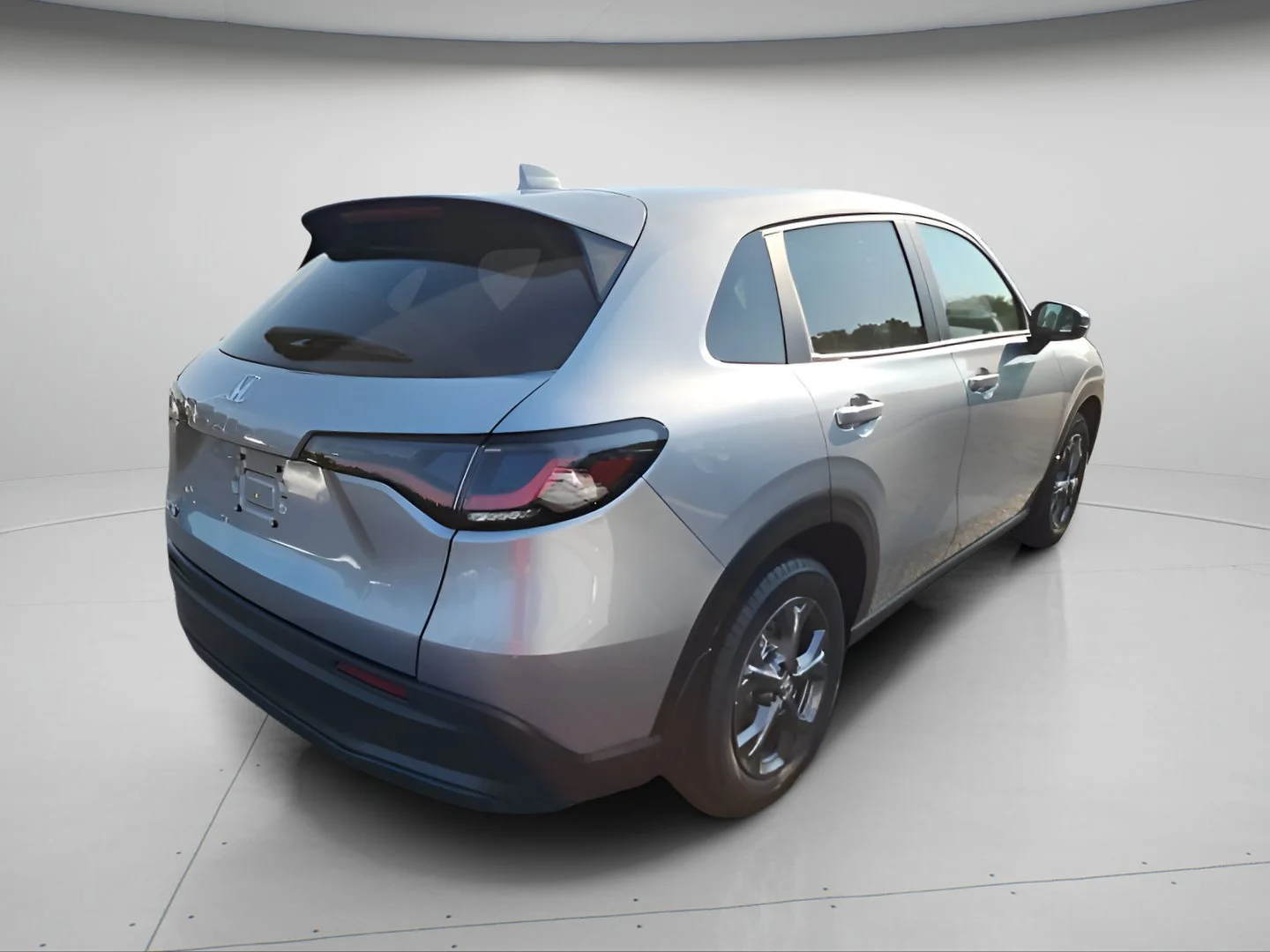 New 2027 Solar Silver Metallic Honda LX image 8