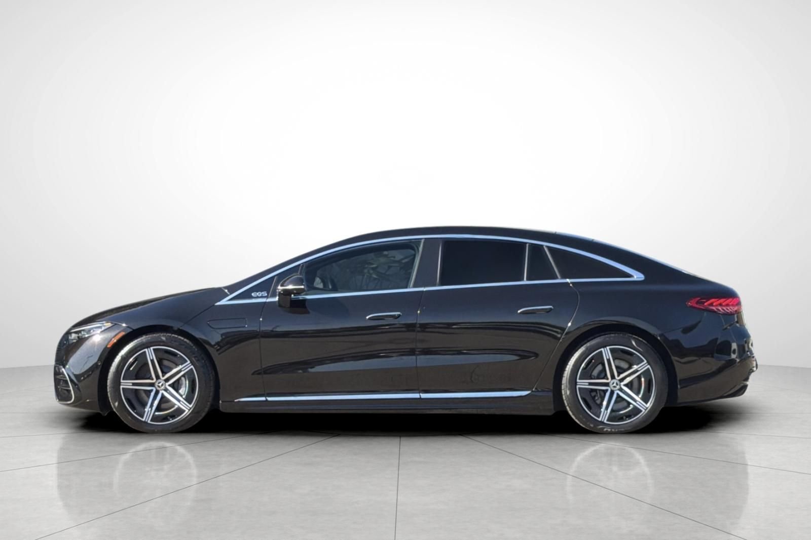 Certified Used 2022 Black Mercedes-Benz 580 image 32