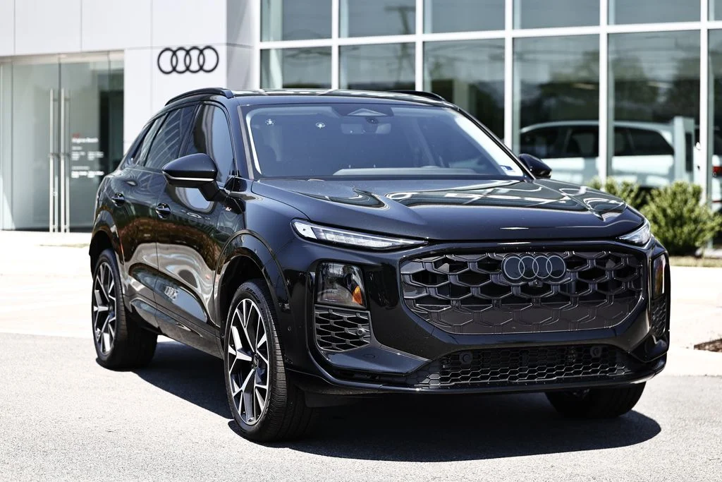 Used 2026 Mythos Black Metallic Audi S line image 2