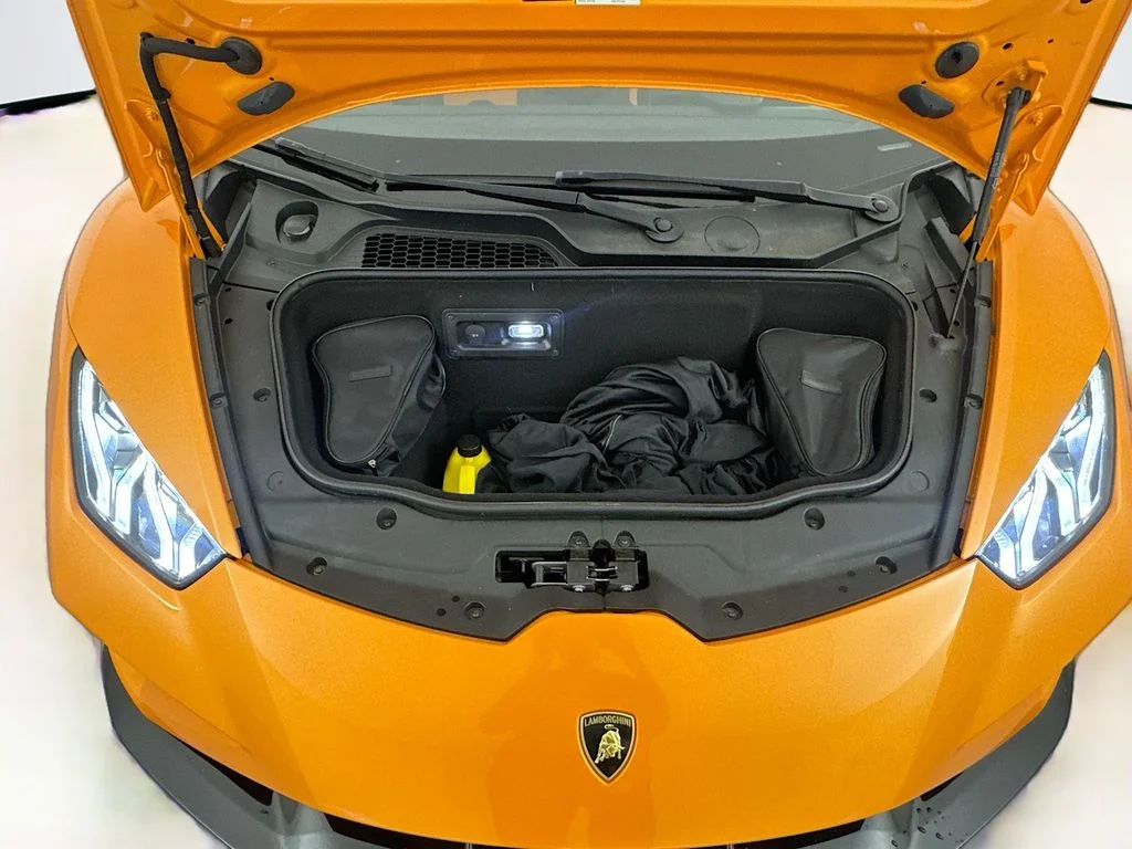 Used 2020 Arancio Borealis Pearl Lamborghini  image 27