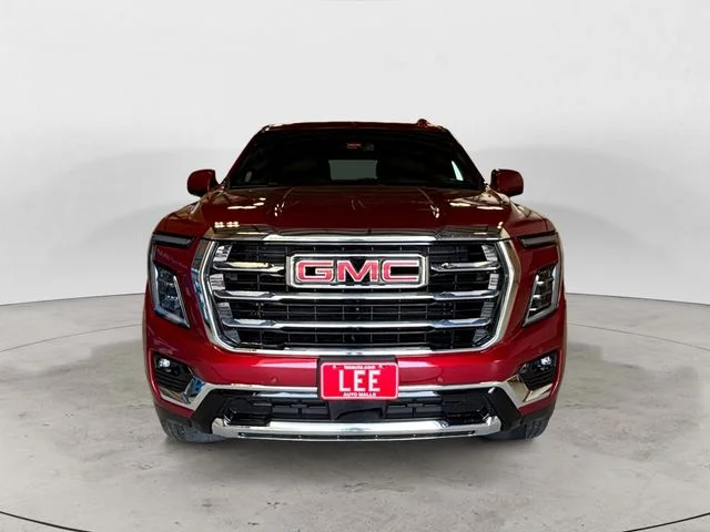 Used 2025 Red GMC Elevation image 9