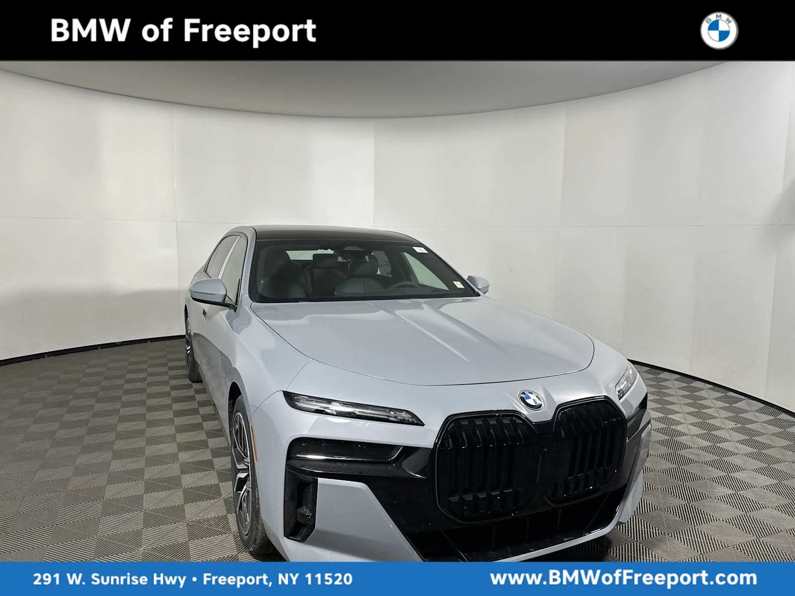 2026 BMW 7 Series 760i xDrive Sedan's photo