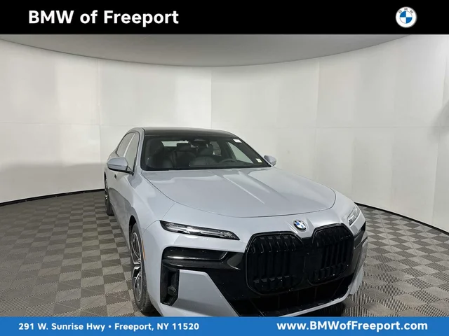 2026 BMW 760i