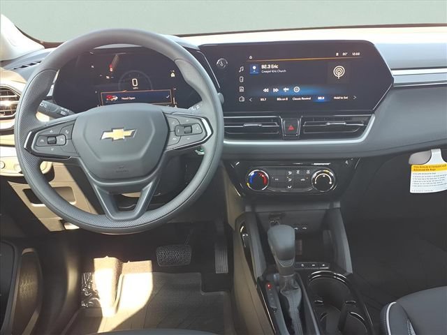 New 2026 Summit White Chevrolet LT image 20