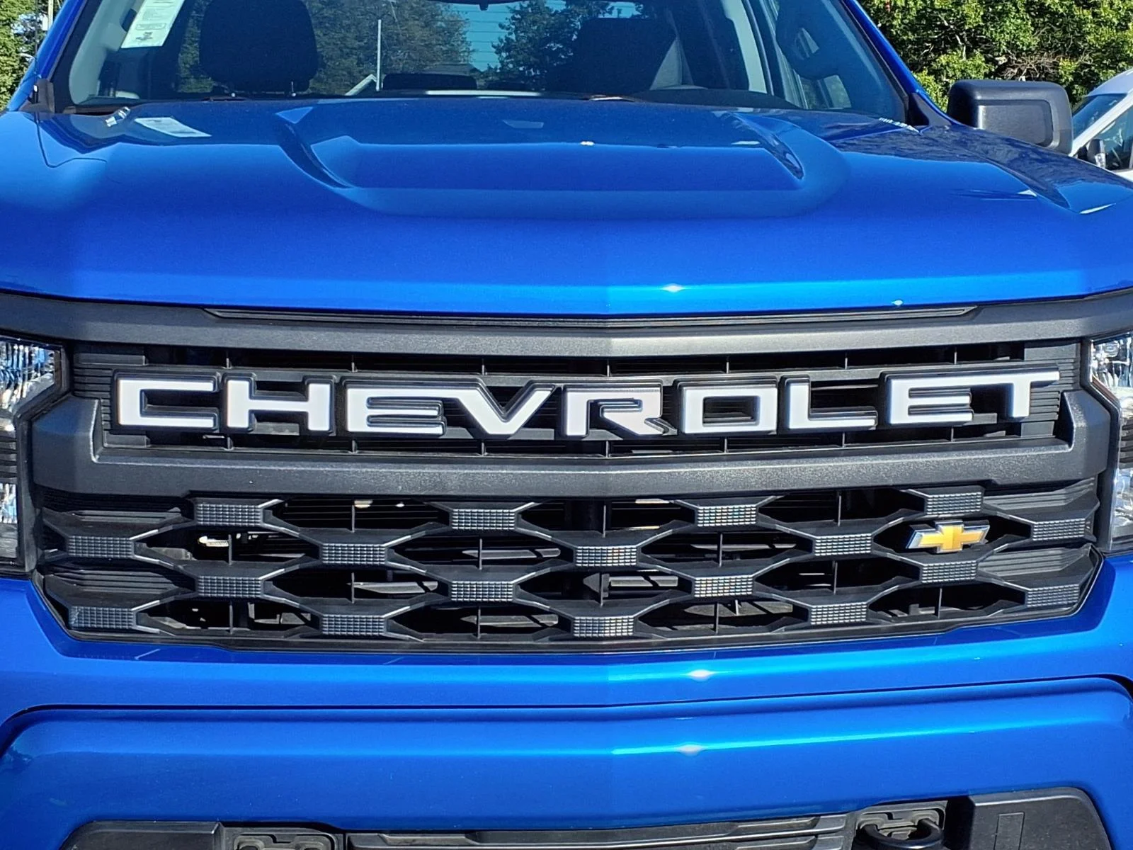Used 2025 Riptide Blue Metallic Chevrolet Custom image 15