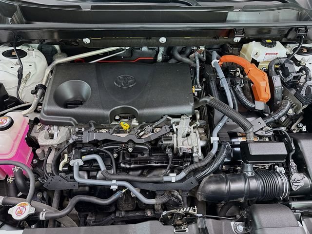 Used 2020 Blizzard Pearl Toyota XSE image 32